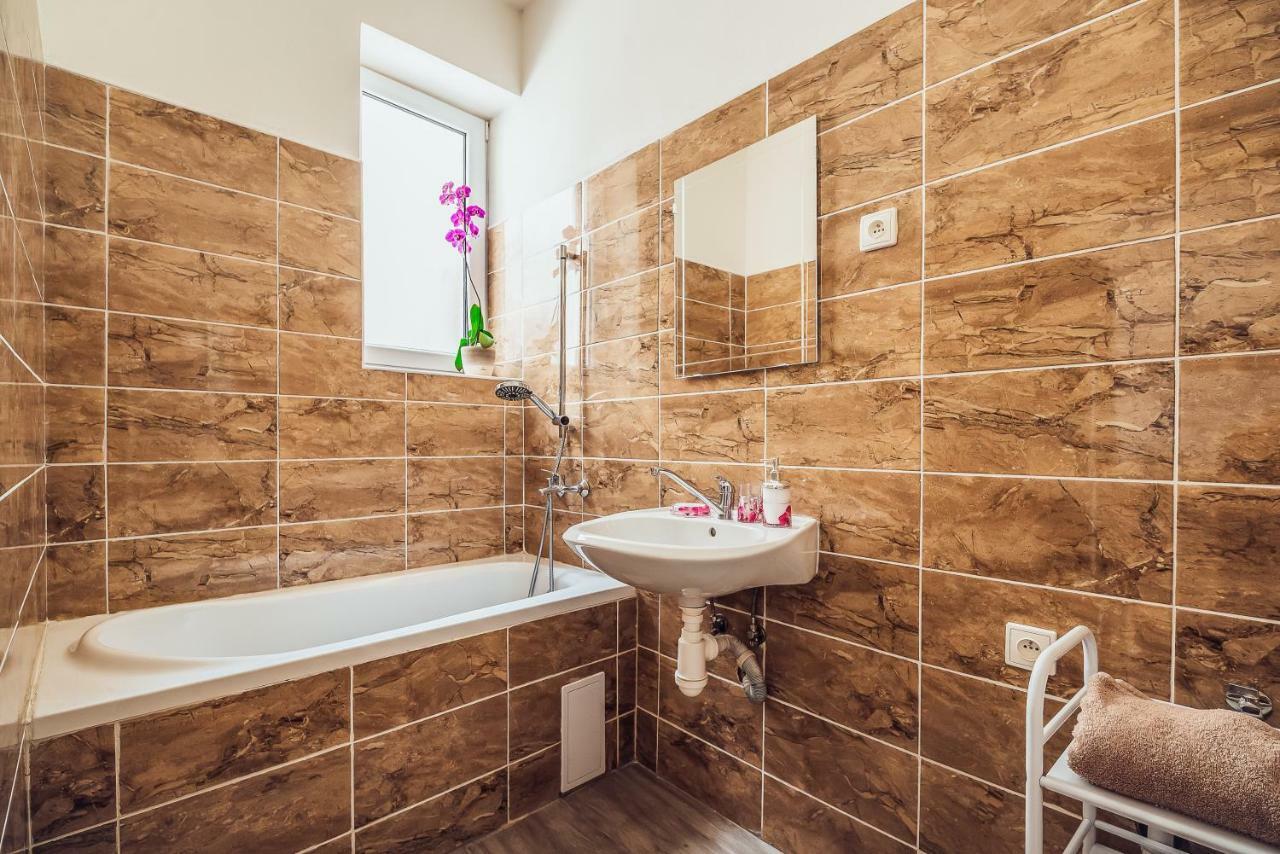 Skodova Apartments Prerov Ngoại thất bức ảnh